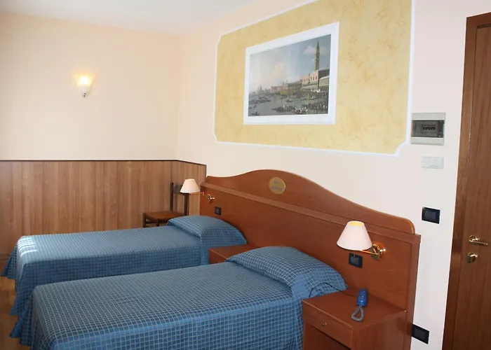 Belfiore מלון Salzano